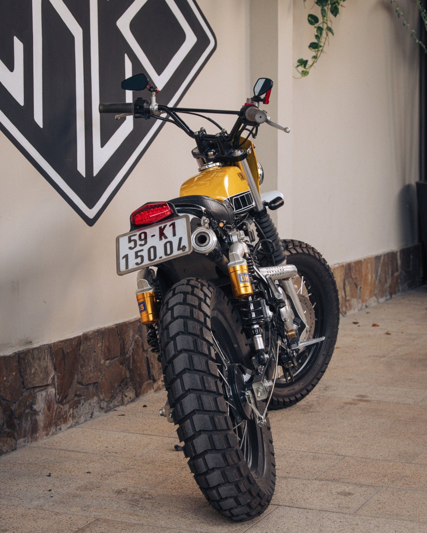 Bumblebee - Creo Vietnam