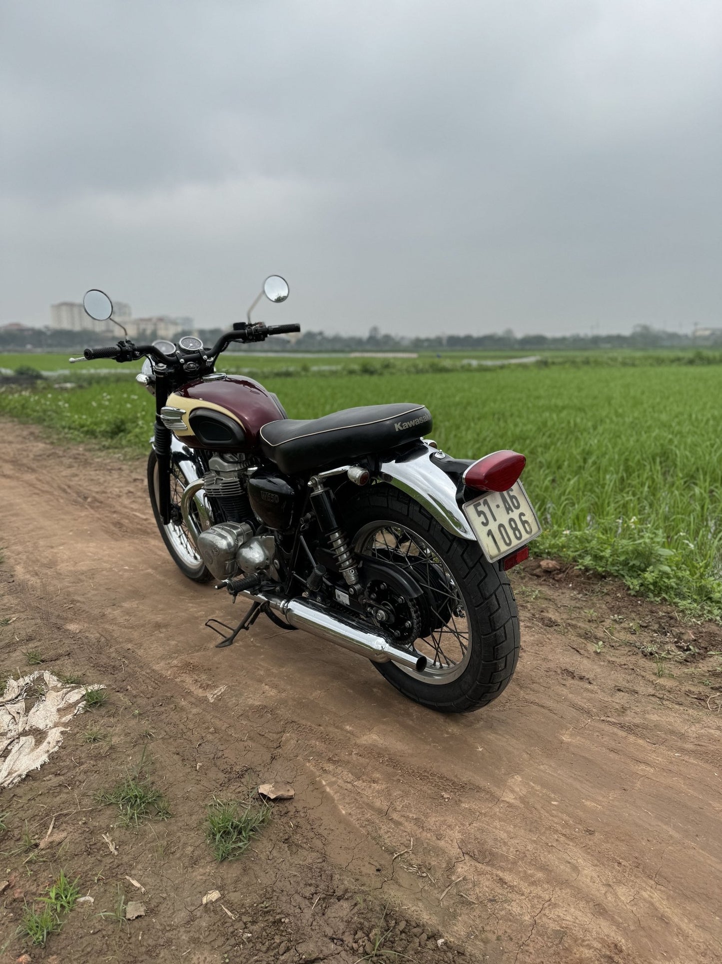 Kawasaki W650 - Creo Vietnam